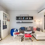 Forlanini M4 Modern Apartment With Balconies