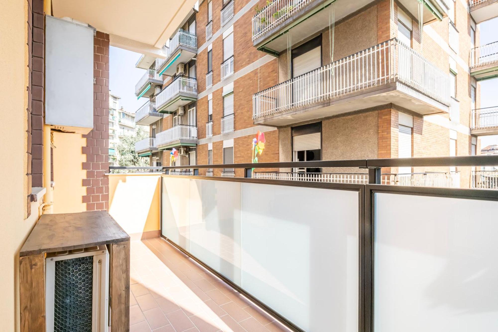 Forlanini M4 Modern With Balconies